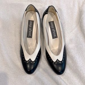 Retro saddle/wingtip heels